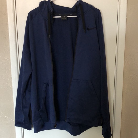 Nike hoodie - Picture 2 of 4